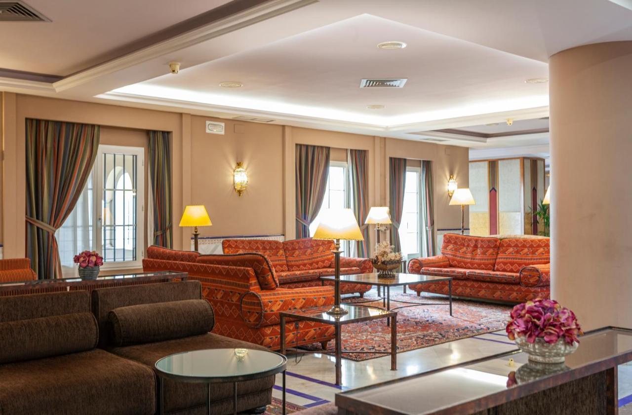 Maciá Alfaros Hotel 4*